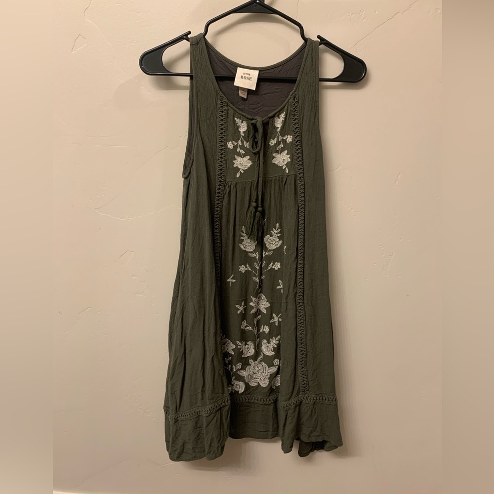 Knox Rose Embroidered Sleeveless Dress
